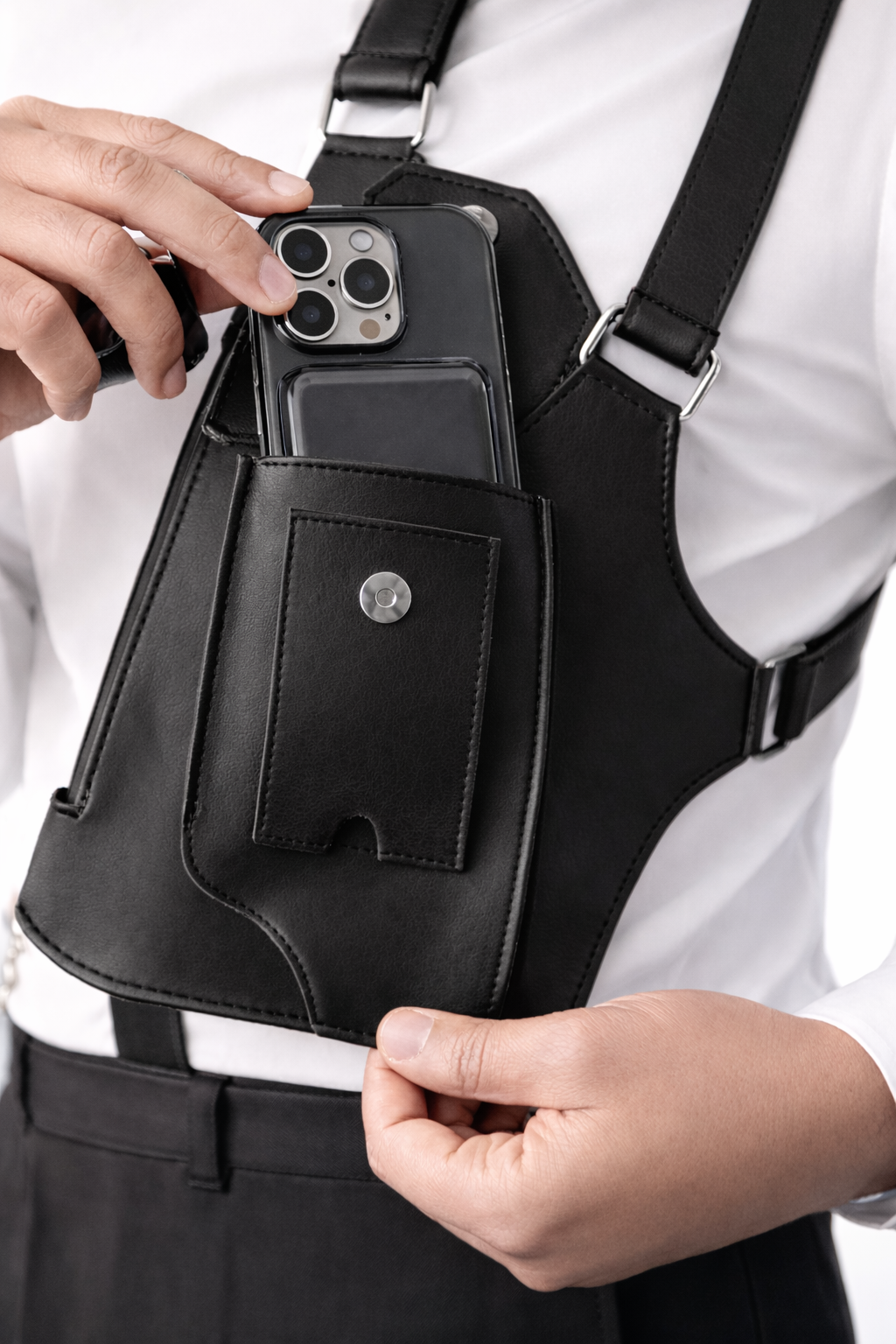 Monarch Utility Harness Bag (Black)