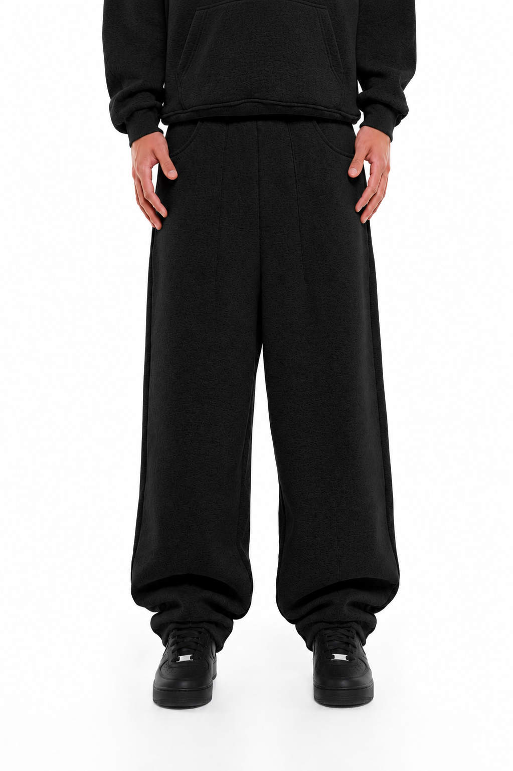 Utility Trackpants | Black
