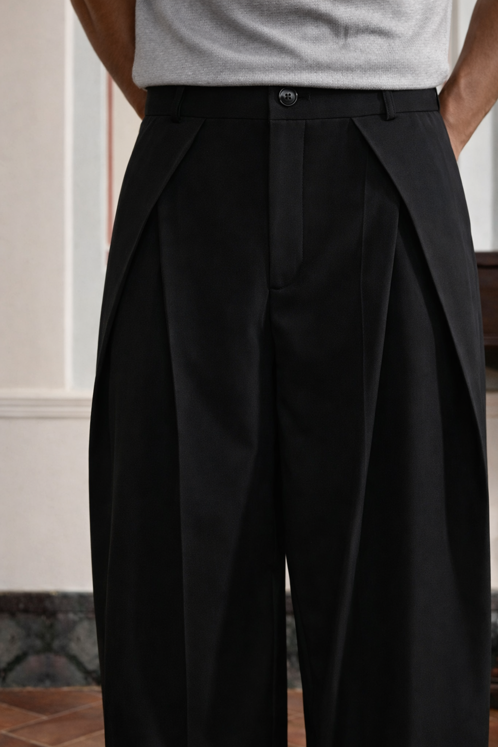 Crown Signature Pants (Black)